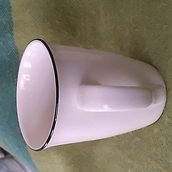 Vintage Feed on the Word Coffee/Tea Mugs - Picture 3 of 13